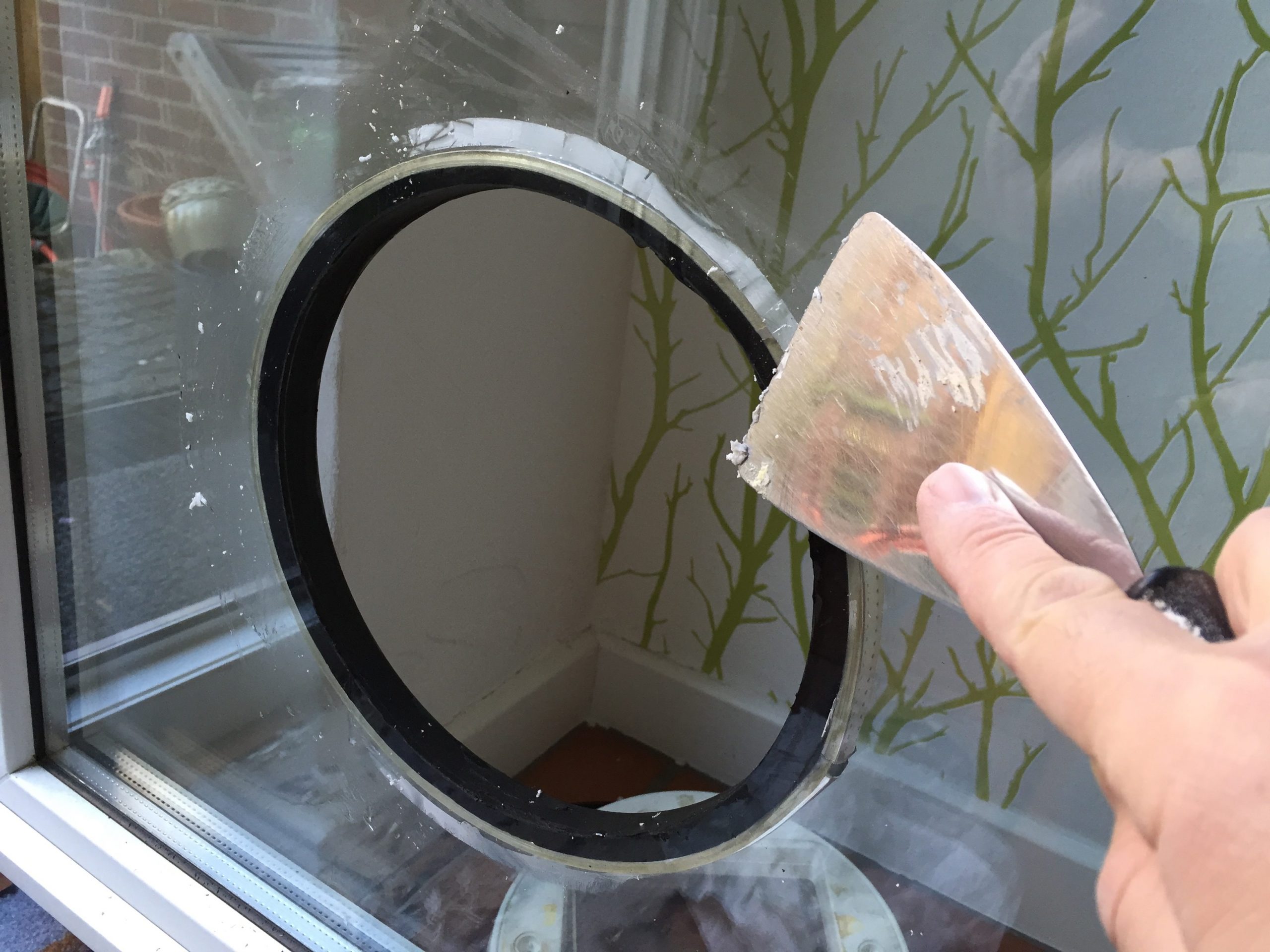 Silikon entfernen: Wie geht's am einfachsten? » FRAGDENSTEIN.DE